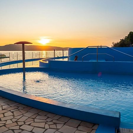 Mediteran Travel Mobile Homes Solaris Brodarica  Ngoại thất bức ảnh
