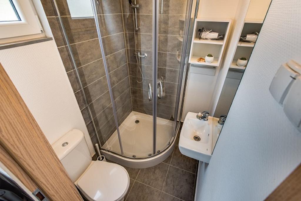 Mediteran Travel Mobile Homes Solaris Brodarica  Ngoại thất bức ảnh