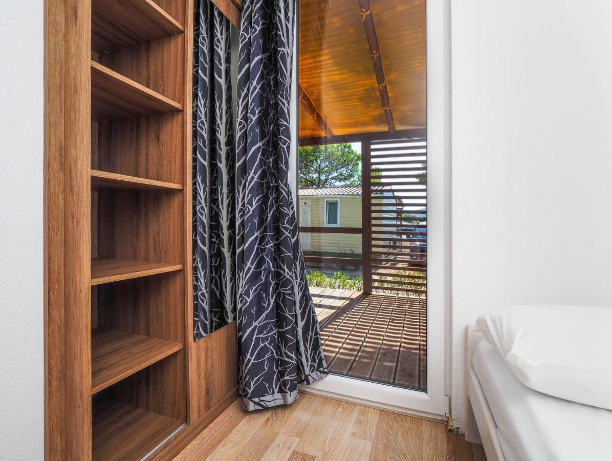 Mediteran Travel Mobile Homes Solaris Brodarica  Ngoại thất bức ảnh