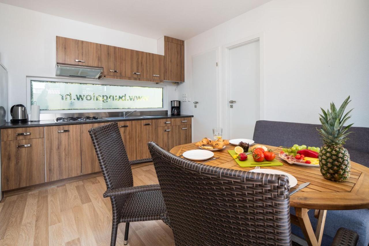 Mediteran Travel Mobile Homes Solaris Brodarica  Ngoại thất bức ảnh