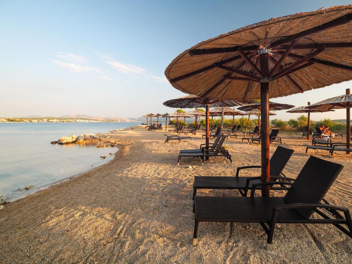 Mediteran Travel Mobile Homes Solaris Brodarica  Ngoại thất bức ảnh